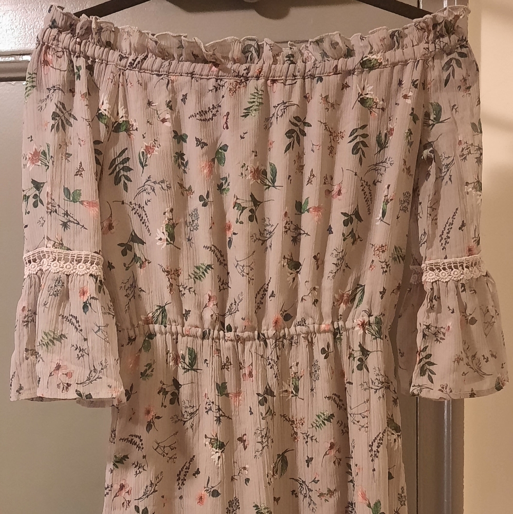 Grey floral ruffled collar dress - Picture 5 of 6